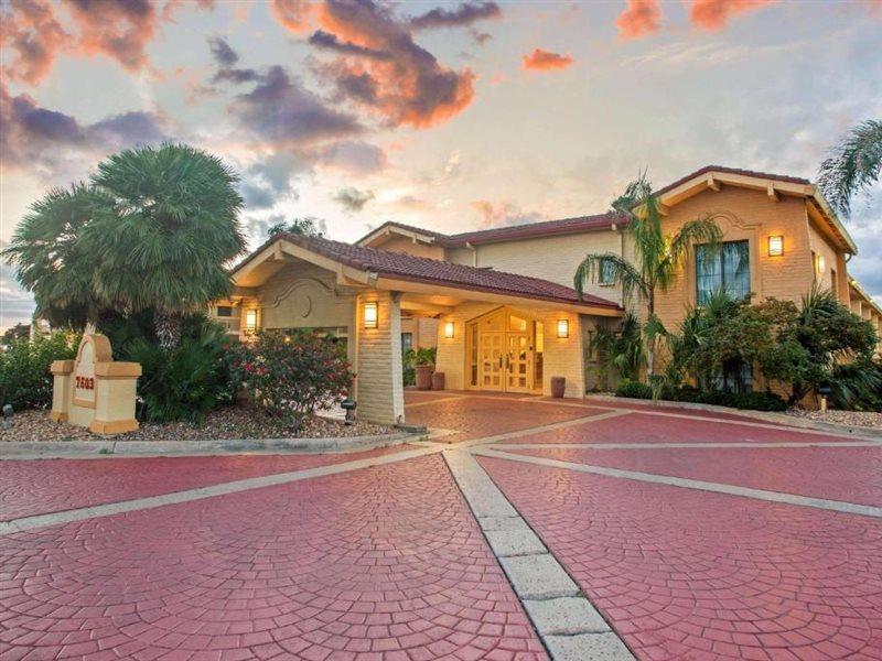 La Quinta Inn By Wyndham Victoria Eksteriør billede