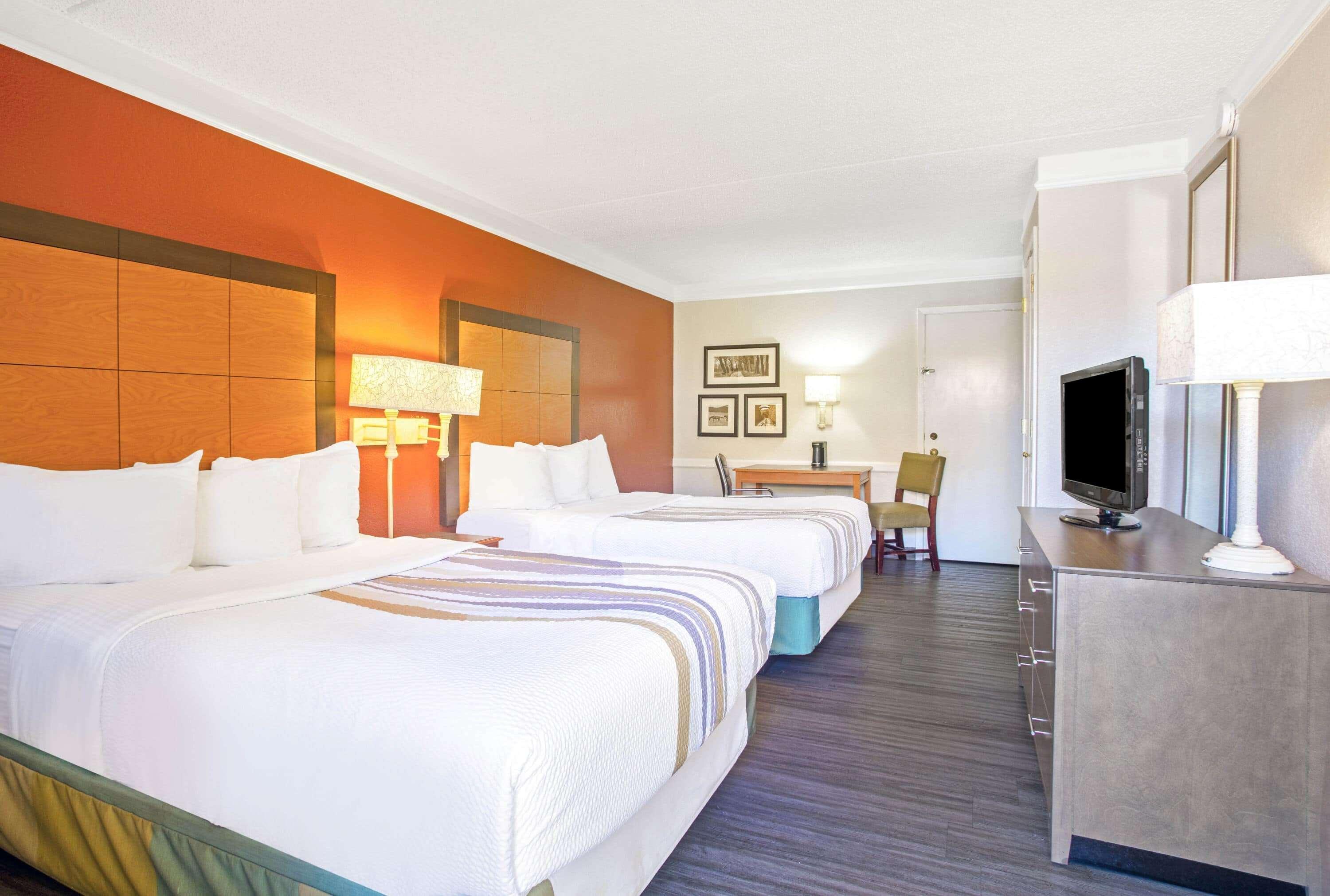La Quinta Inn By Wyndham Victoria Eksteriør billede
