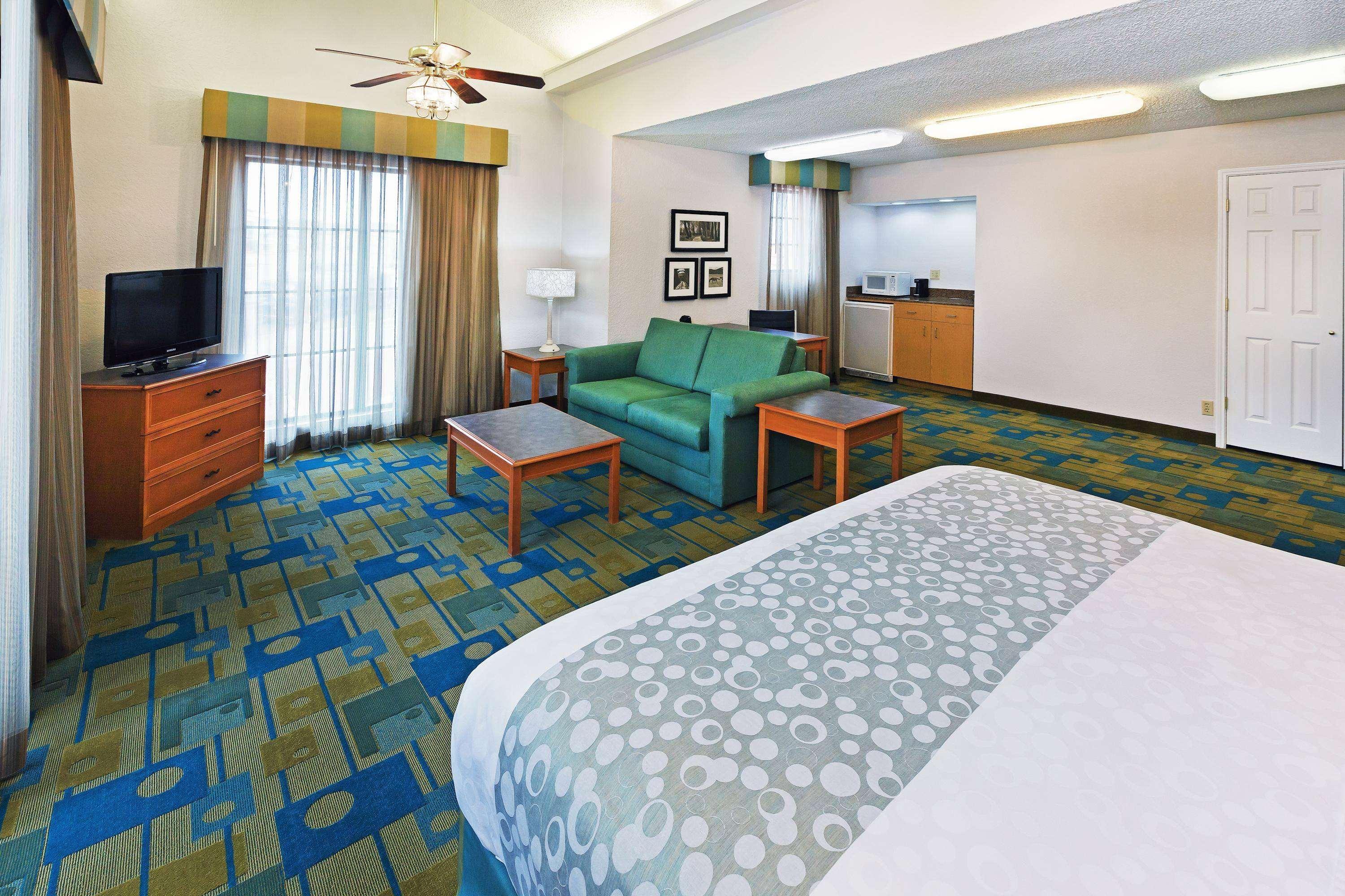 La Quinta Inn By Wyndham Victoria Eksteriør billede