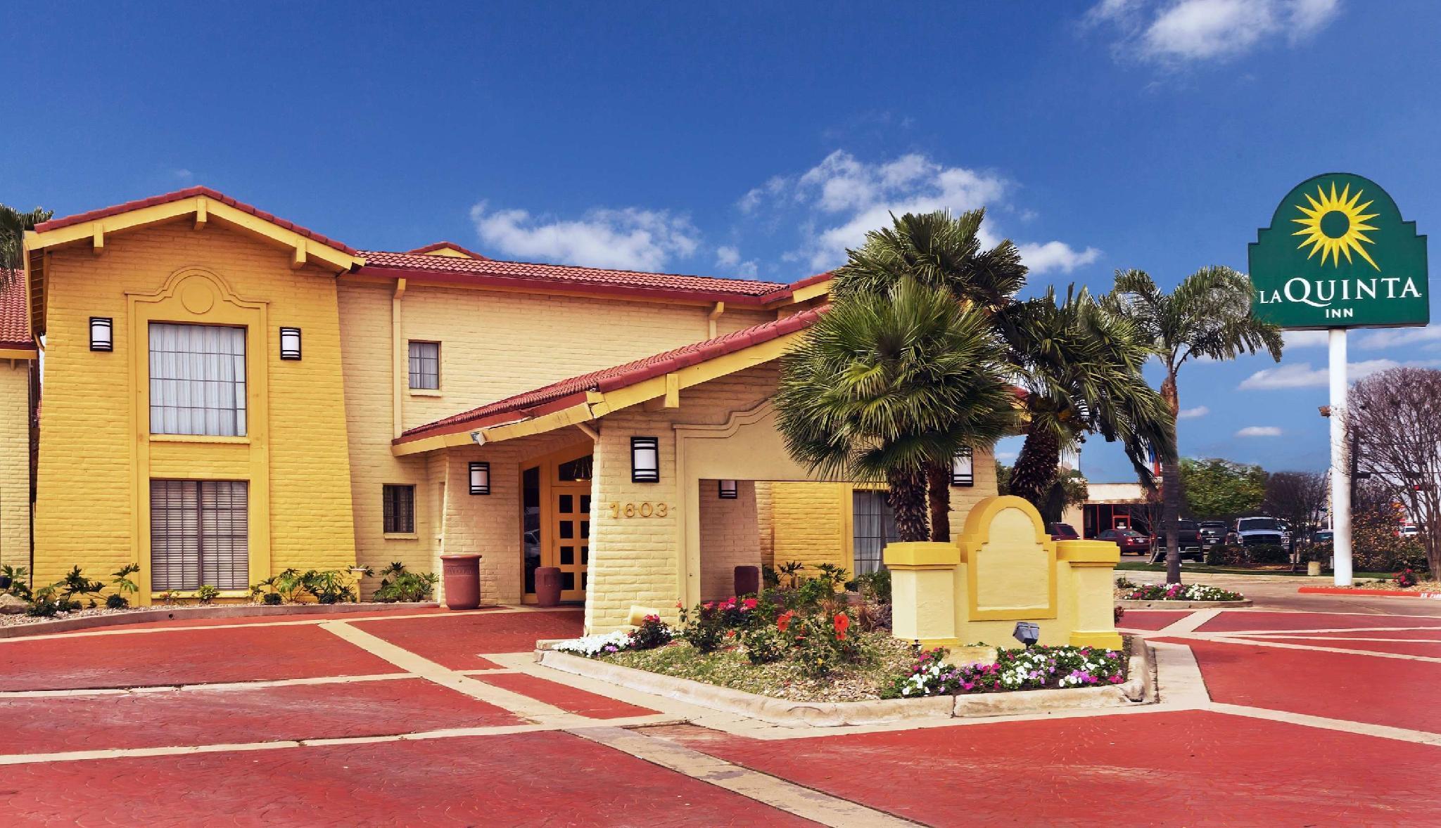 La Quinta Inn By Wyndham Victoria Eksteriør billede