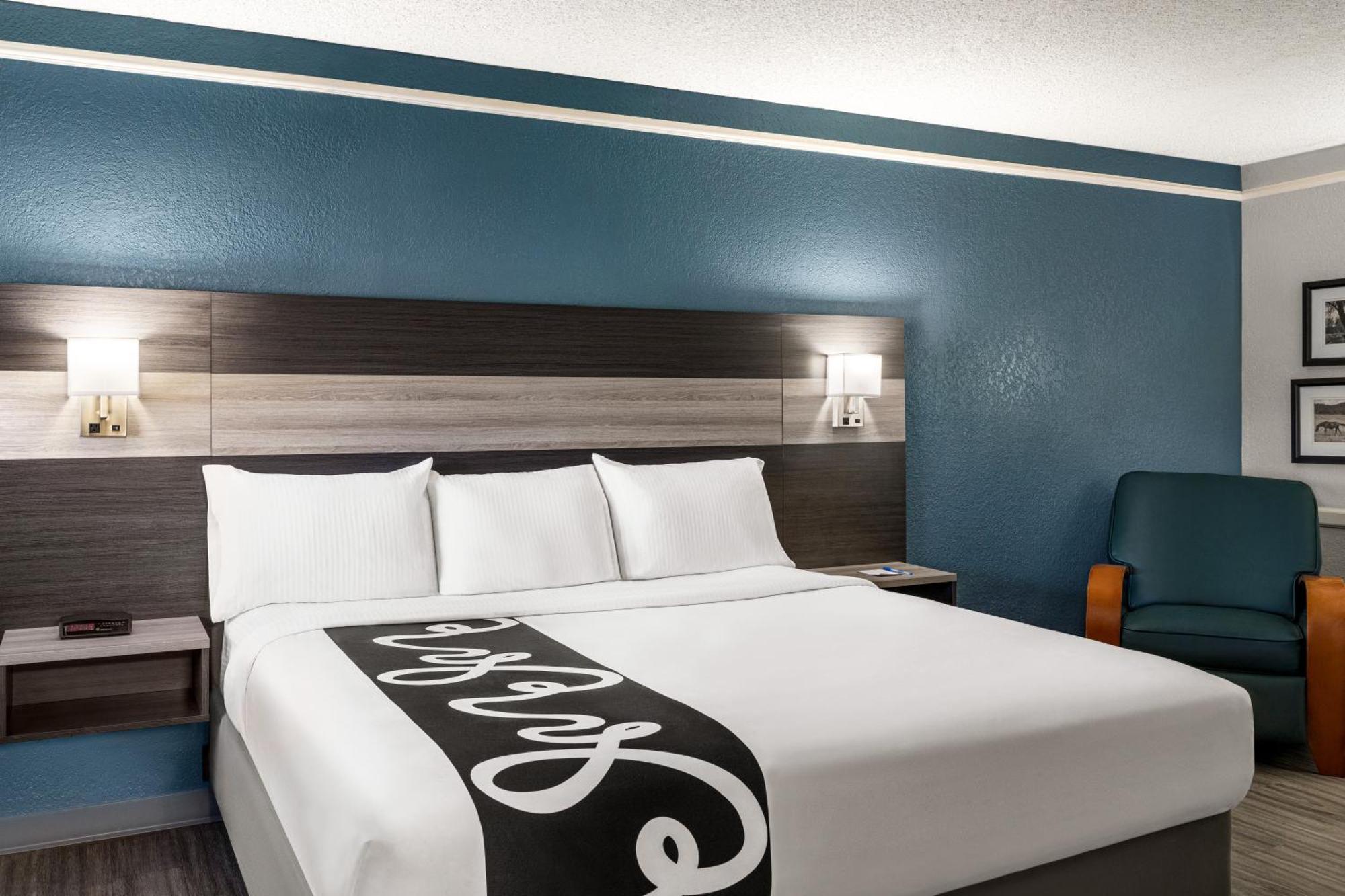 La Quinta Inn By Wyndham Victoria Eksteriør billede